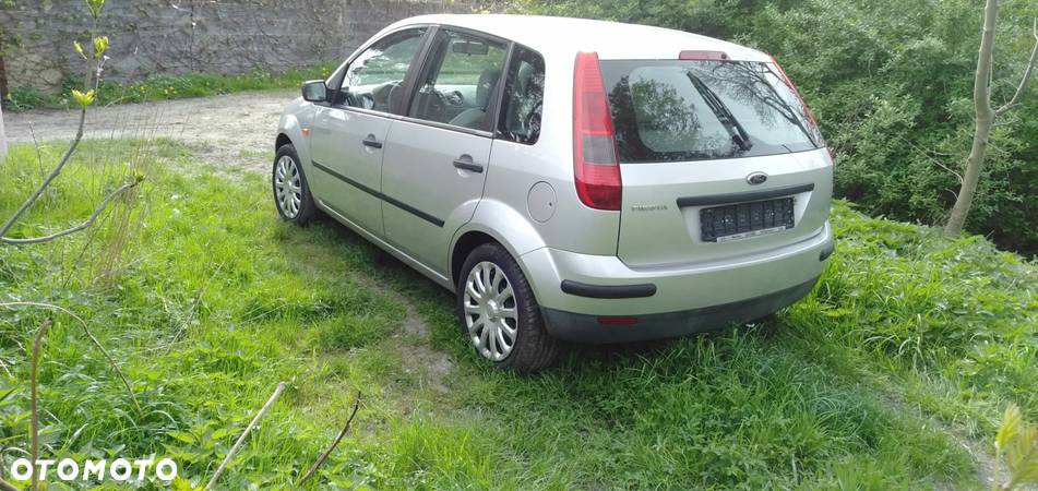 Ford Fiesta 1.4 Trend - 13