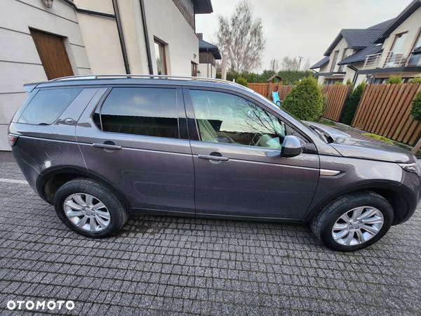 Land Rover Discovery Sport 2.0 TD4 HSE - 7