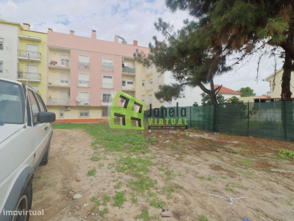 Lote de Terreno de 322.5m2, Quinta do Conde - Grande imagem: 4/14