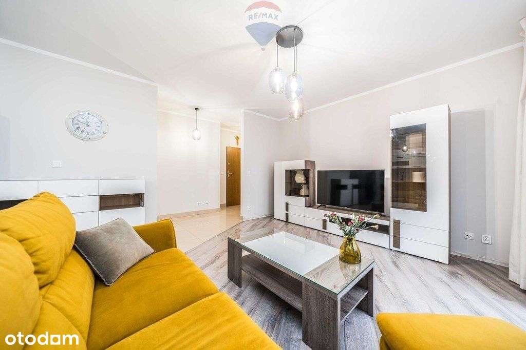 2 pokoje z balkonem i miejscem w hali garażowej