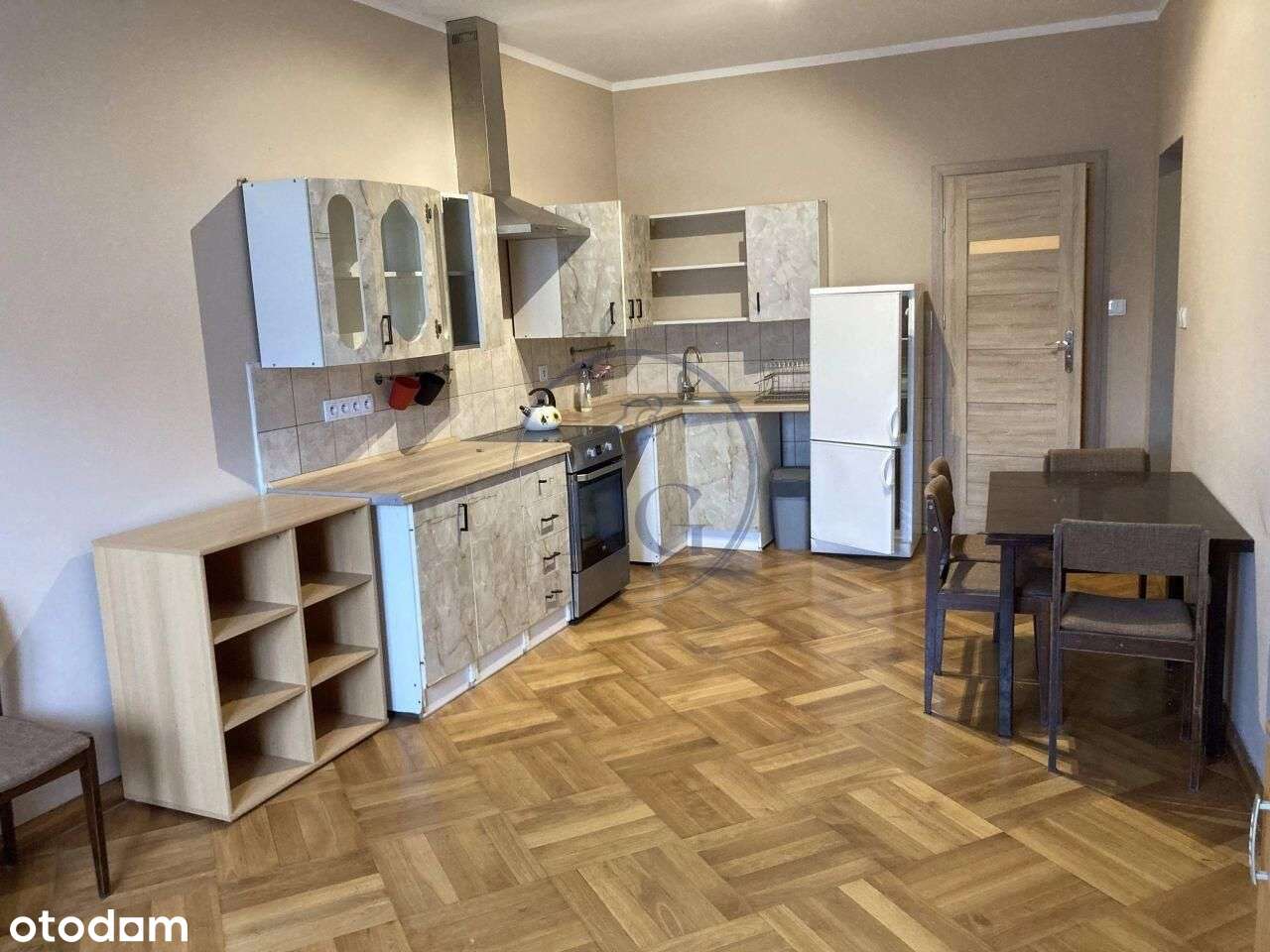 Bezczynszowe , duże mieszkanie-3