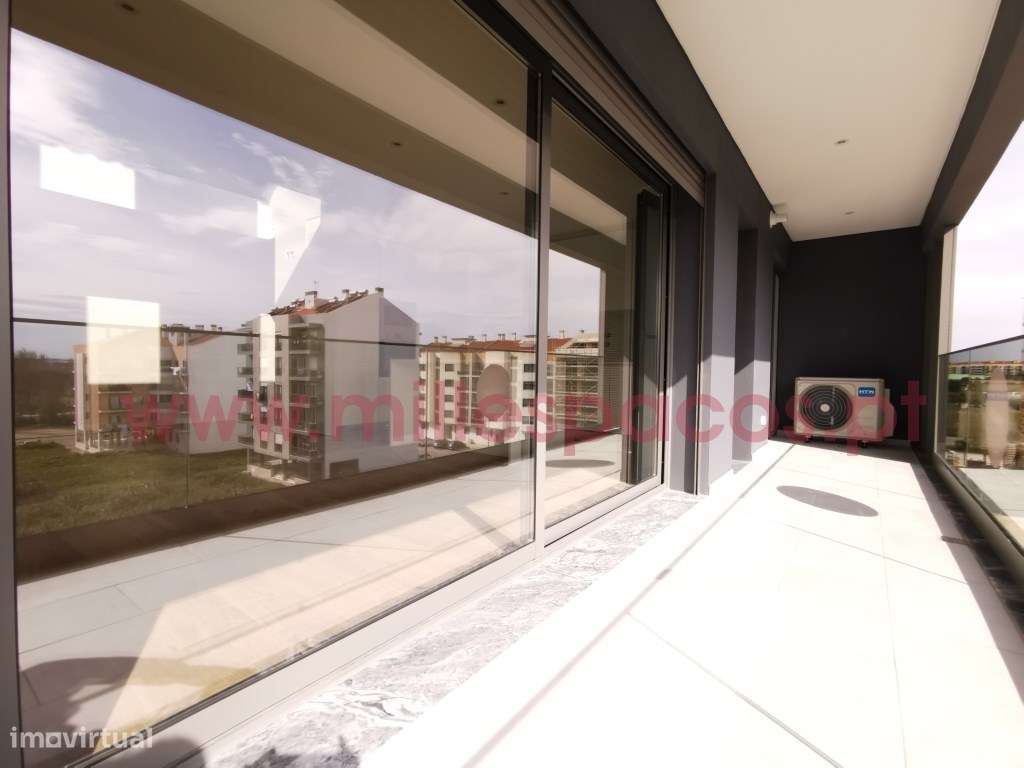 T3 Duplex -Terraço/Sul e Garagem-11