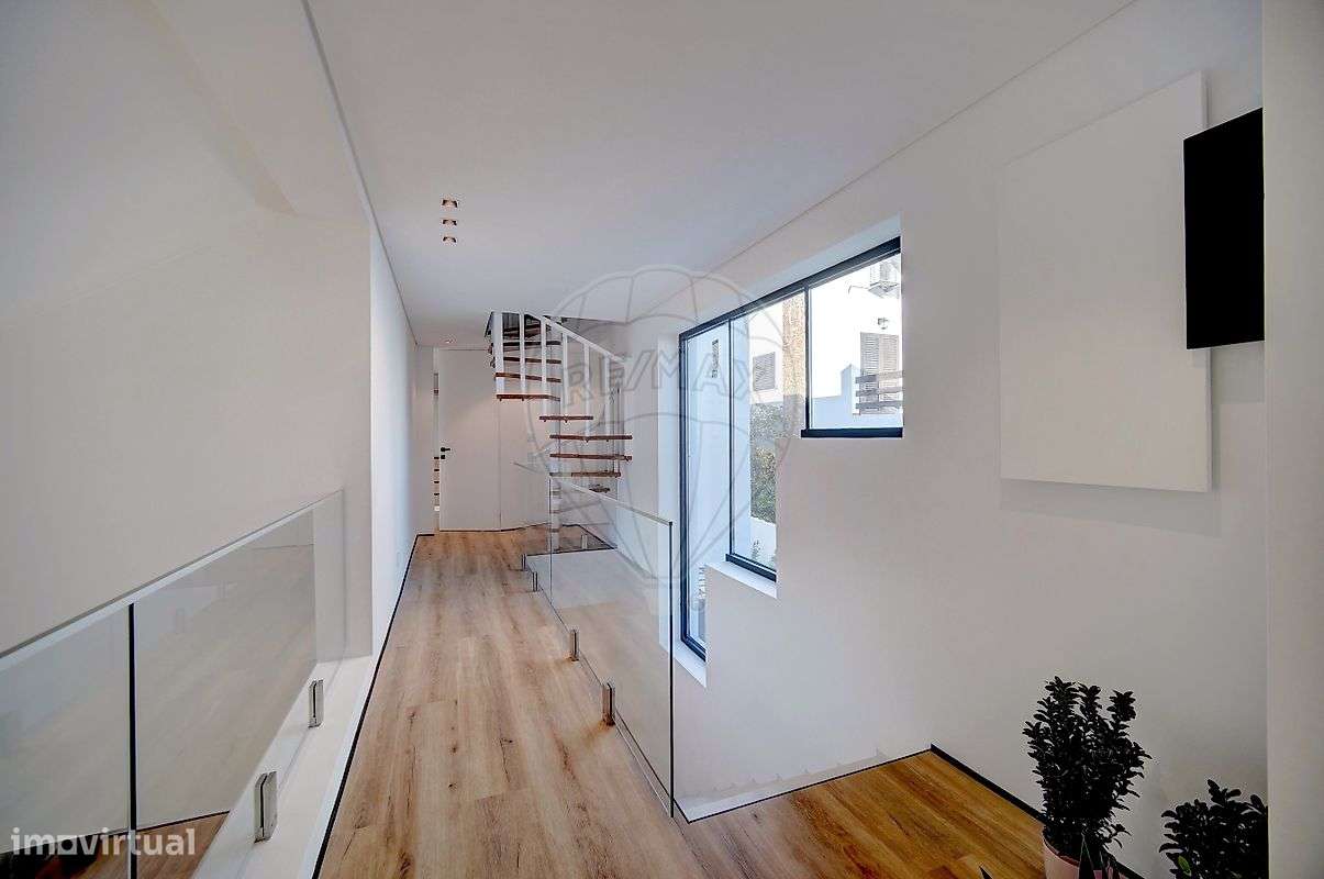 Moradia T5 para venda-17