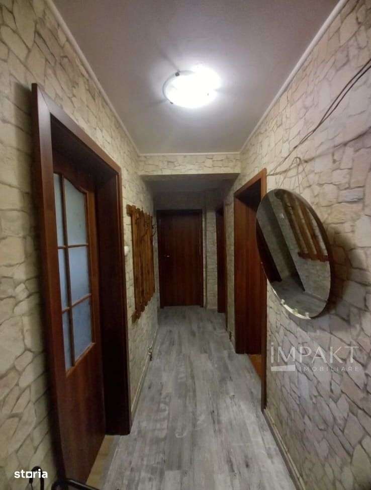 Apartament cu 3 camere decomandat in Gheorgheni (zona Complex Mercur) - Imagine principală: 4/9