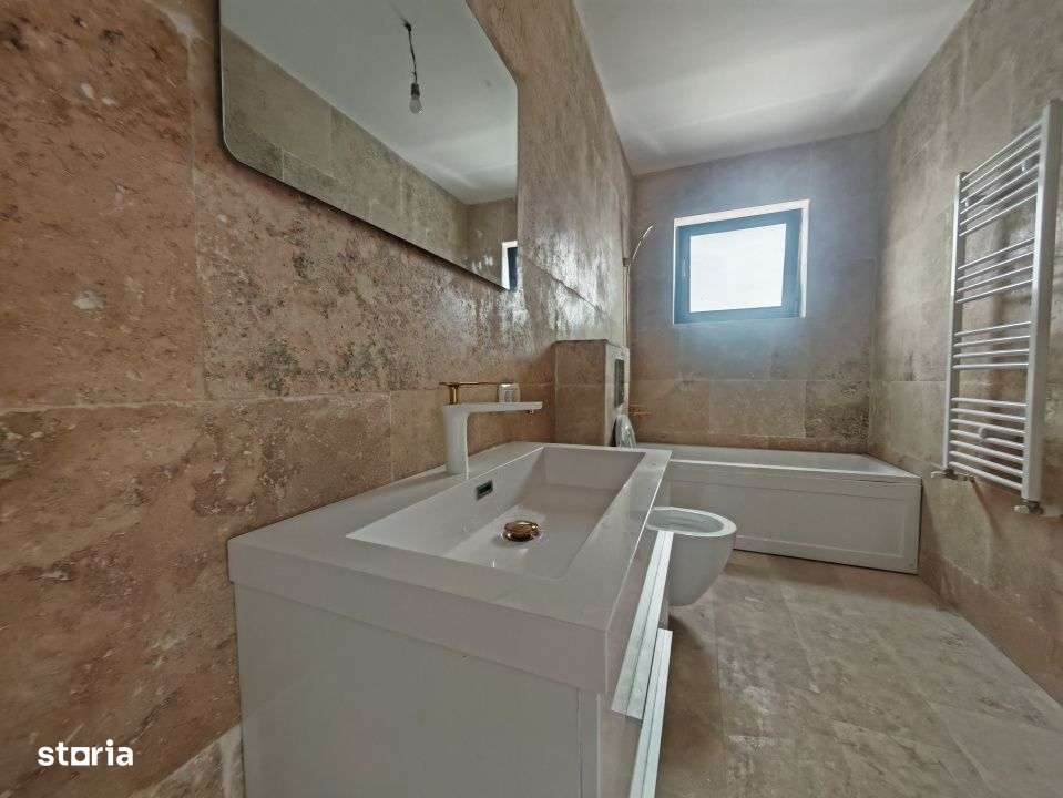 Duplex in complex privat, Tunari, curte proprie, comunitate restransa - Imagine principală: 4/19