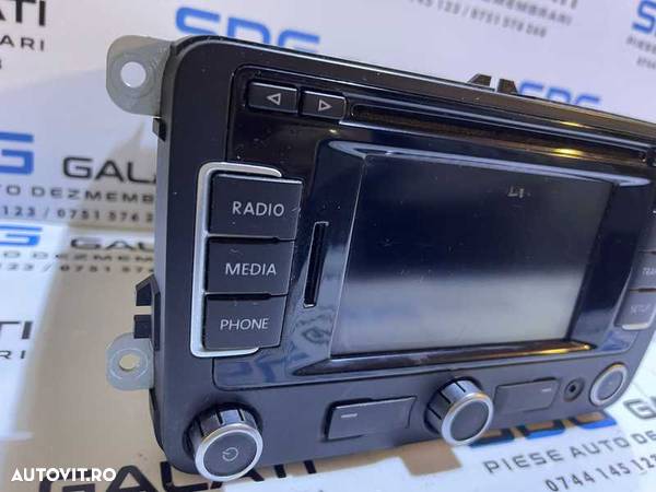 Radio CD Player Navigatie RNS 310 VW EOS 2006 - 2016 Cod 3C0035270 - 3