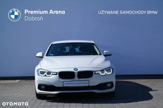 BMW Seria 3 318i - 3