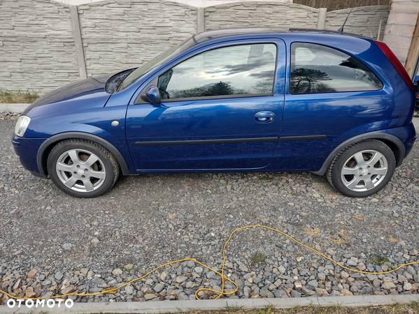 Opel Corsa 1.0 12V Cosmo - 8