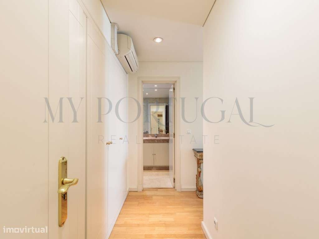 Apartamento T3 - Twin Towers, Campolide - Grande imagem: 2/30