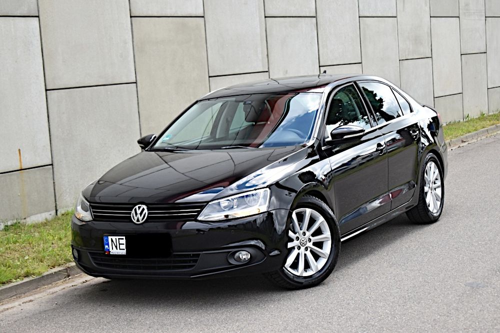 Volkswagen Jetta A6 (2010-2018) 1.6 TDI DSG Blue Motion Technology Life 2011