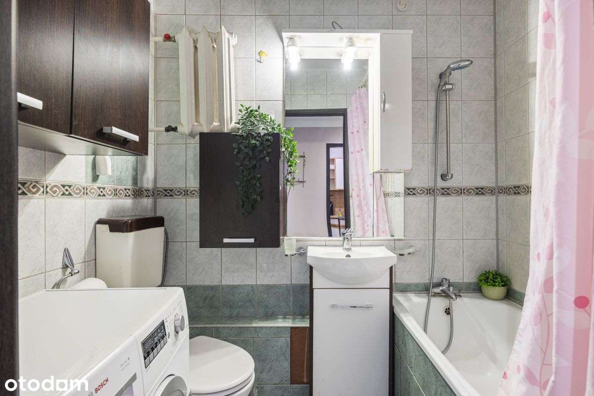 okolice Sky Tower- ulica Żelazna-8