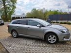 Toyota Avensis 1.8 Premium - 17