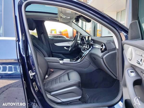 Mercedes-Benz GLC 300 e 4MATIC - 3