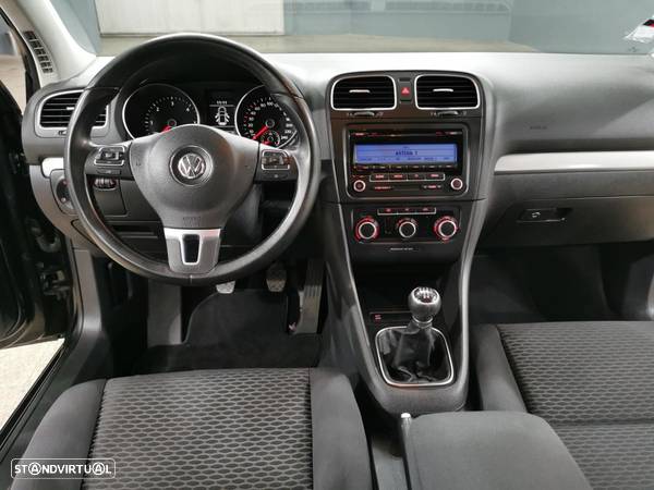 VW Golf 1.6 TDi Style - 11