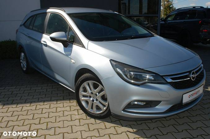 Opel Astra - 9