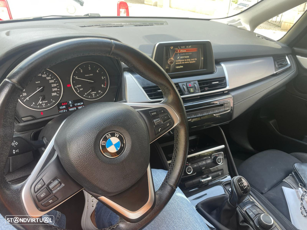 BMW 216 Active Tourer - 2