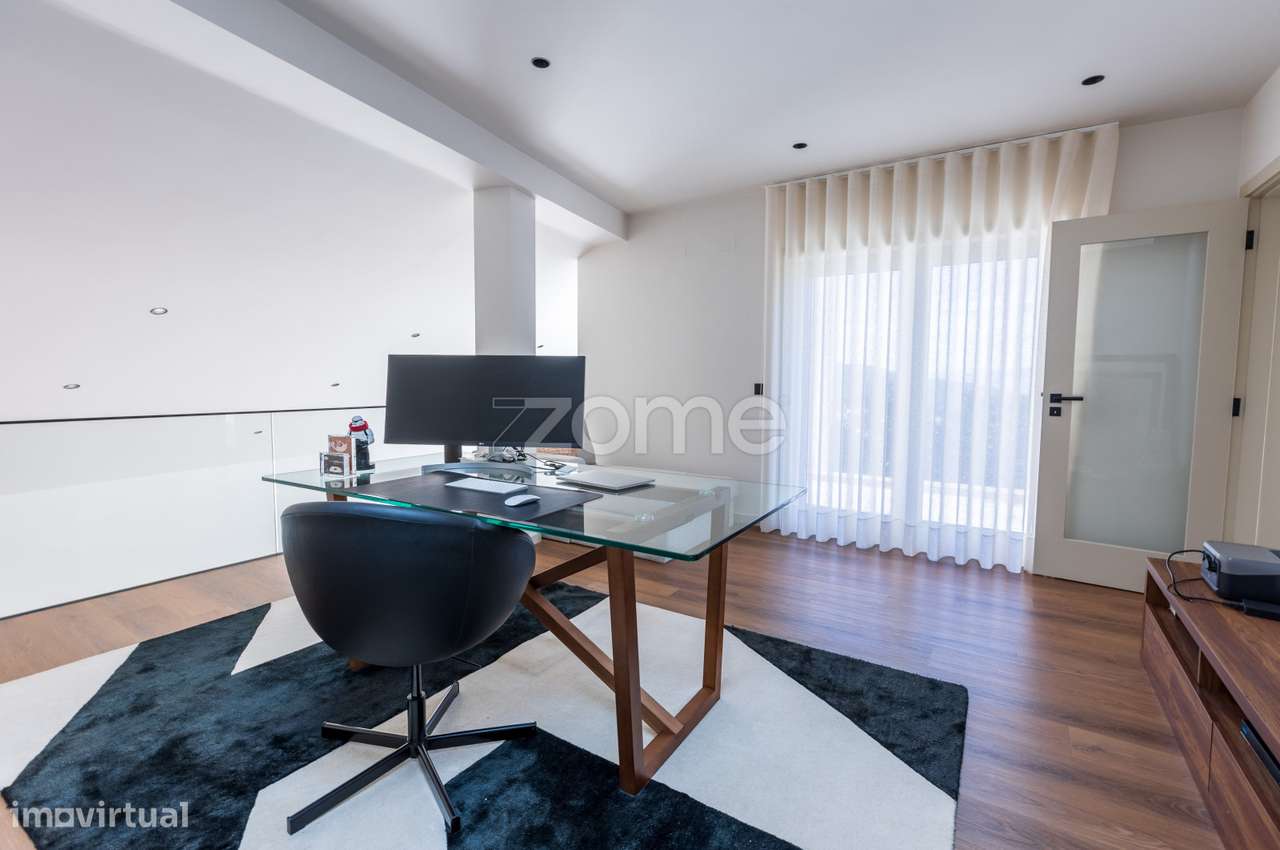 Luxo, privacidade e tecnologia - T4+1 Premium em Guimarães-29