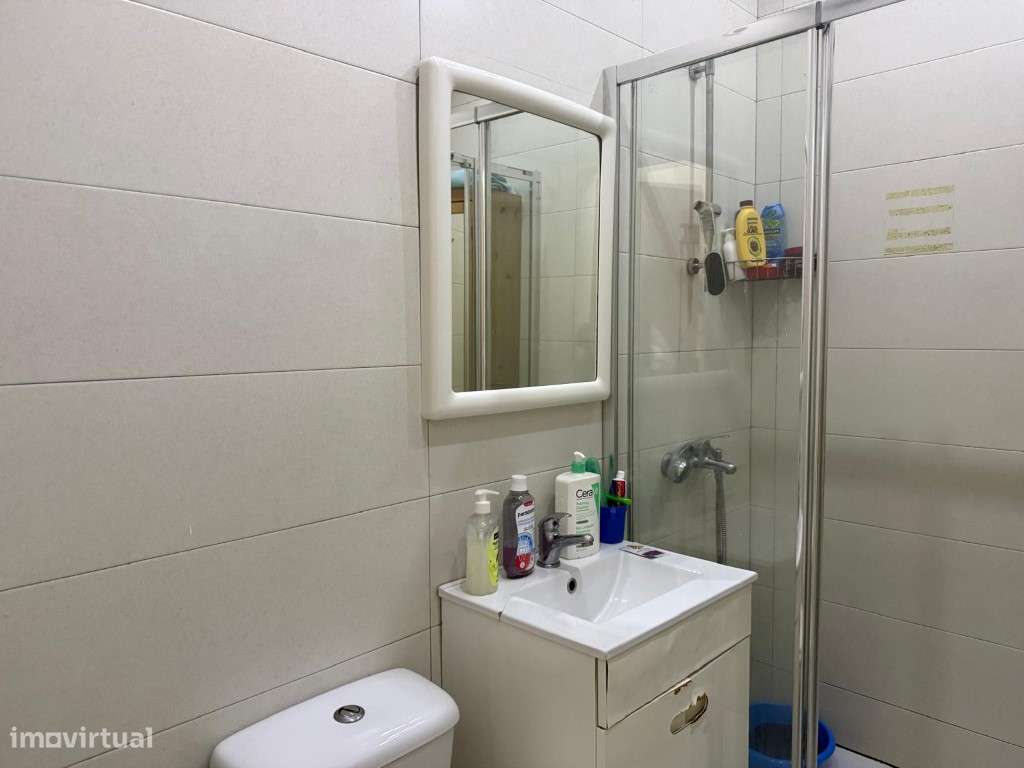 Apartamento T0 na Reboleira - Oportunidade Única!-18