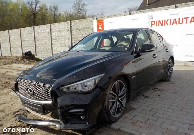 Infiniti Q50 - 8