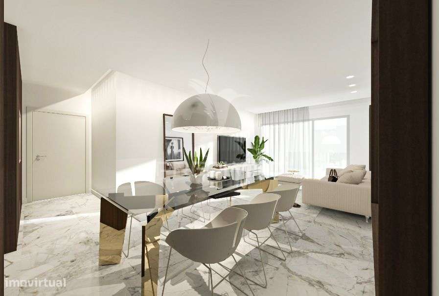 Apartamento T3 + 2 (Duplex) em Condomínio Privado - Grande imagem: 3/17