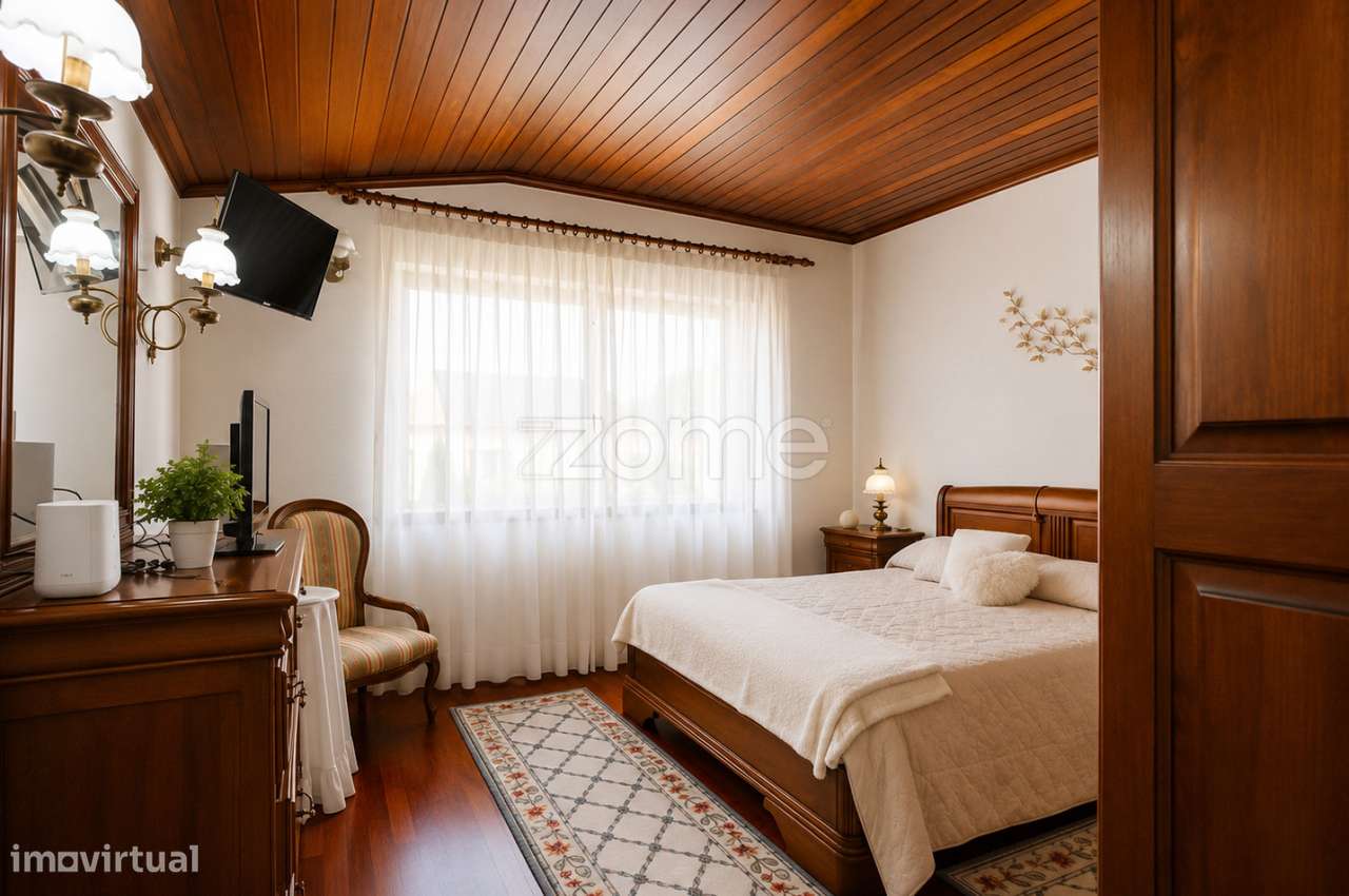 Moradia T4 na Praia da Barra| Jardim, Terraço e Potencial para pisc...-19