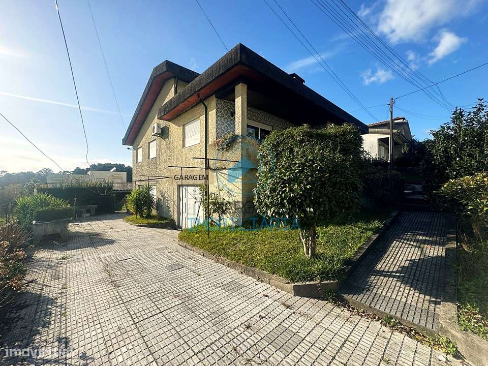 Moradia bifamiliar T4+T1 – terreno, poço, garagem – Anta-25