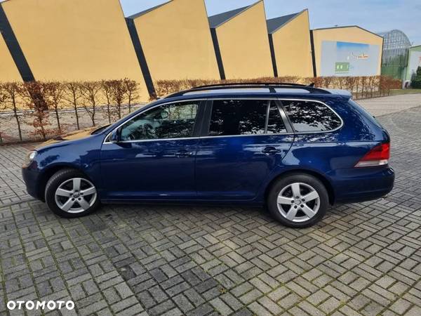 Volkswagen Golf VI 2.0 TDI Comfortline - 10