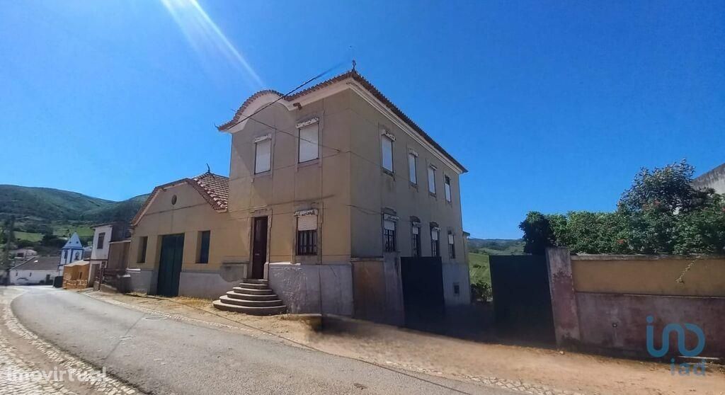 Casa tradicional T6 em Lisboa de 508,00 m2