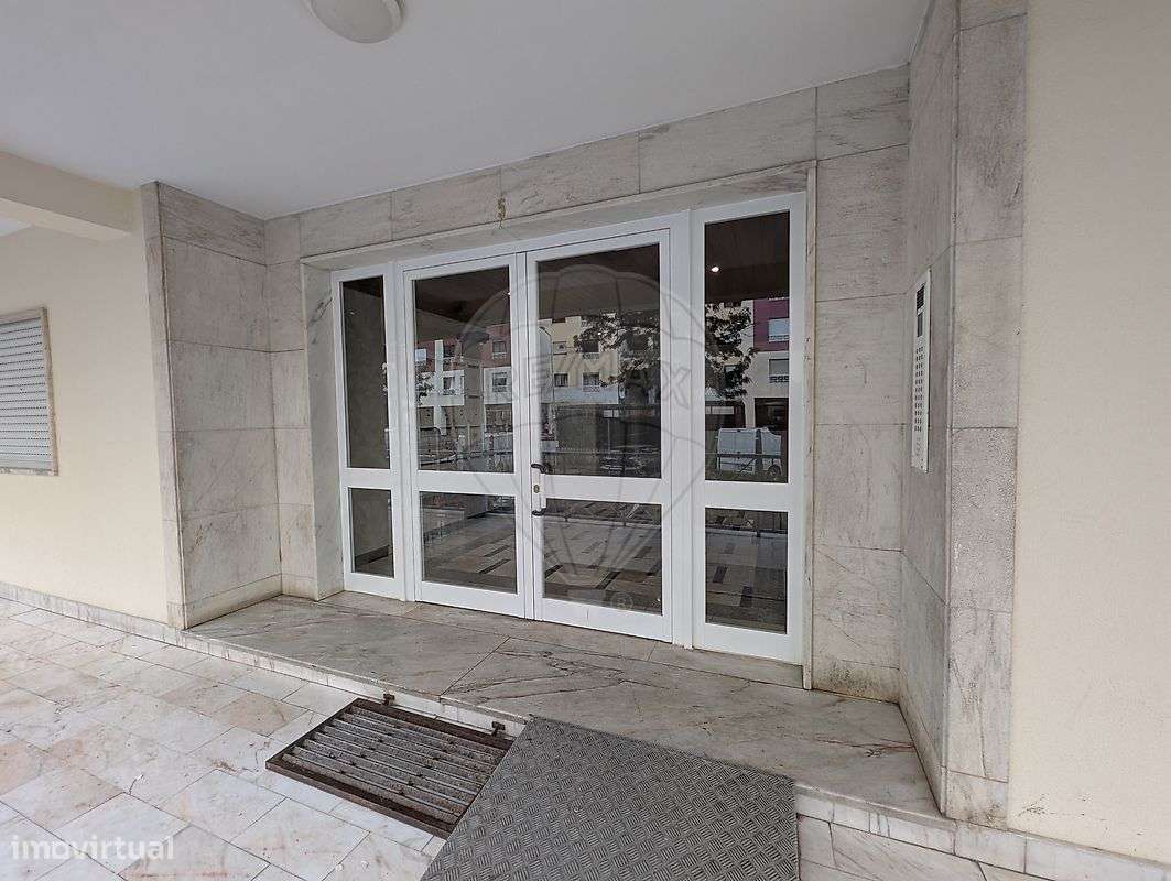 Apartamento T2 para venda - Grande imagem: 2/15