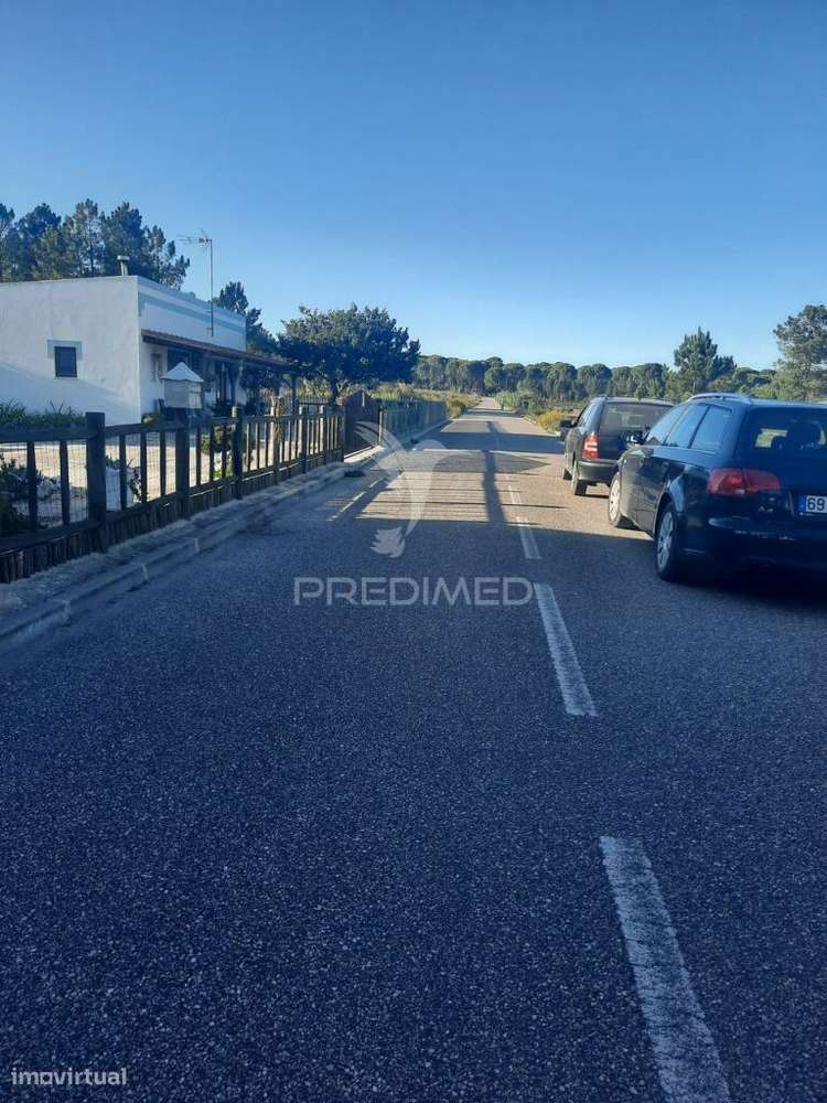 Terreno com 12177m2 - Grande imagem: 2/23