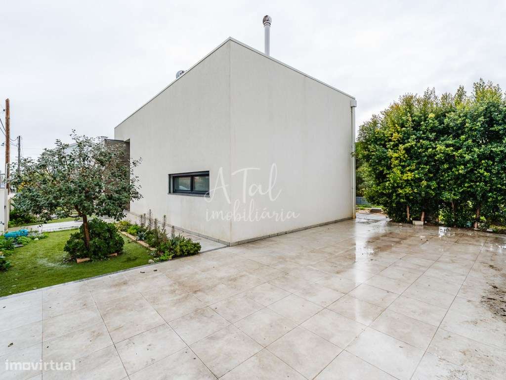 Moradia V2 Térrea a 10 minutos da Praia-23