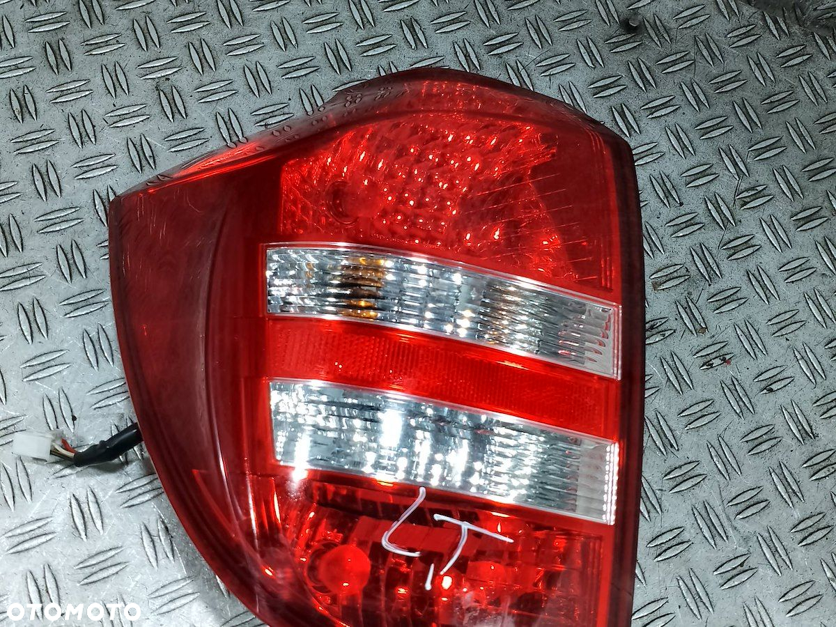 LAMPA TYLNA LEWA KIA CEED 167585 1.6 CRDI KOMBI - 7