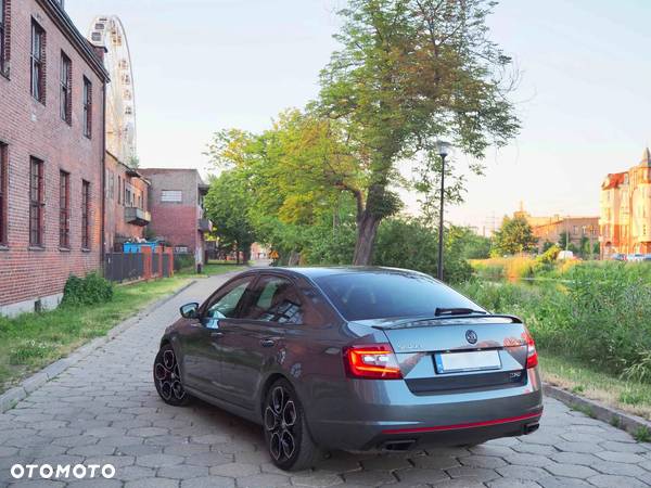 Skoda Octavia 2.0 TSI RS Challenge 245 DSG - 26