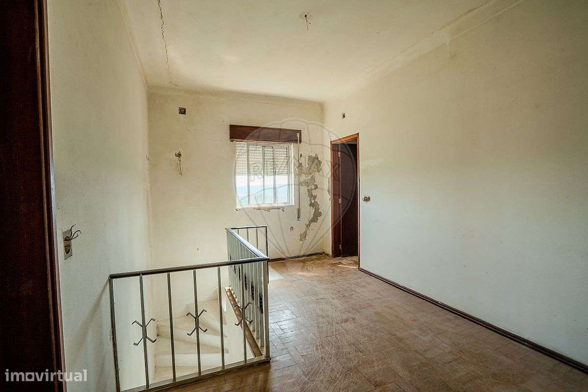 Moradia T2 para venda-25