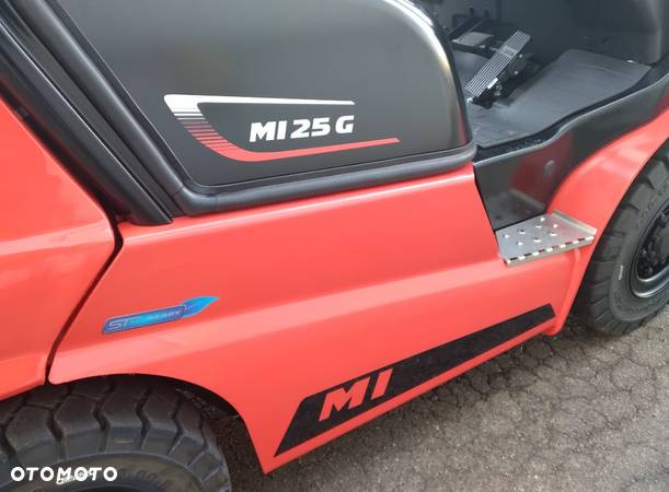 Manitou MI25G - 3