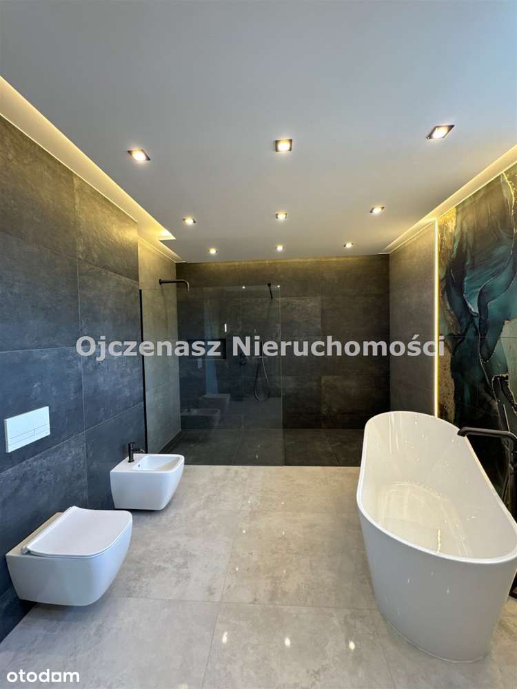 Nowoczesna willa 350 m² na dużej działce w Niemcz - Pełny obrazek: 5/20