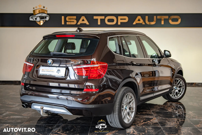 BMW X3 xDrive20d AT Luxury Line - 38