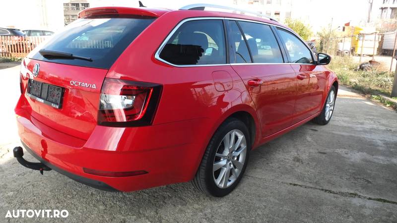 Skoda Octavia 2.0 TDI DSG Premium Edition - 6