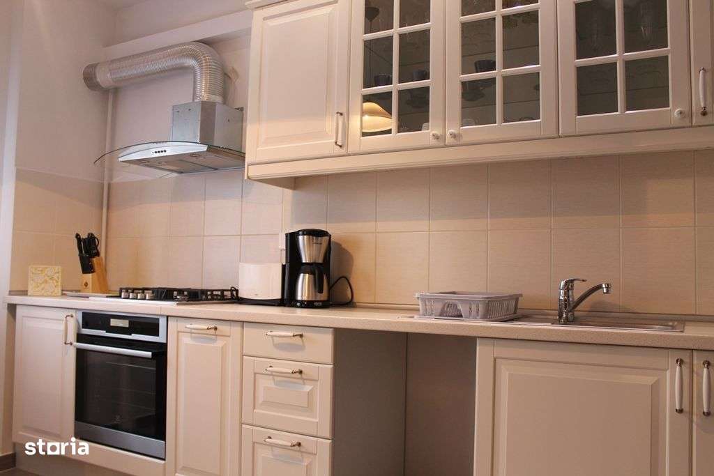 Baneasa: Apartament cu 3 camere in complex rezidential cu piscina! - Imagine principală: 5/6