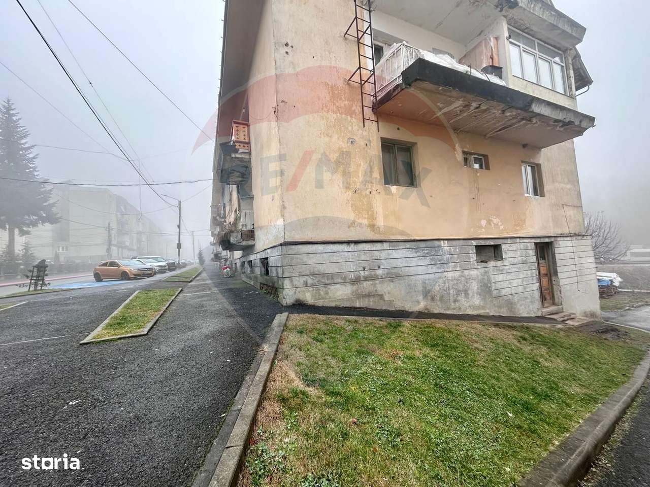 Apartament de vanzare la demisol Cavnic-1