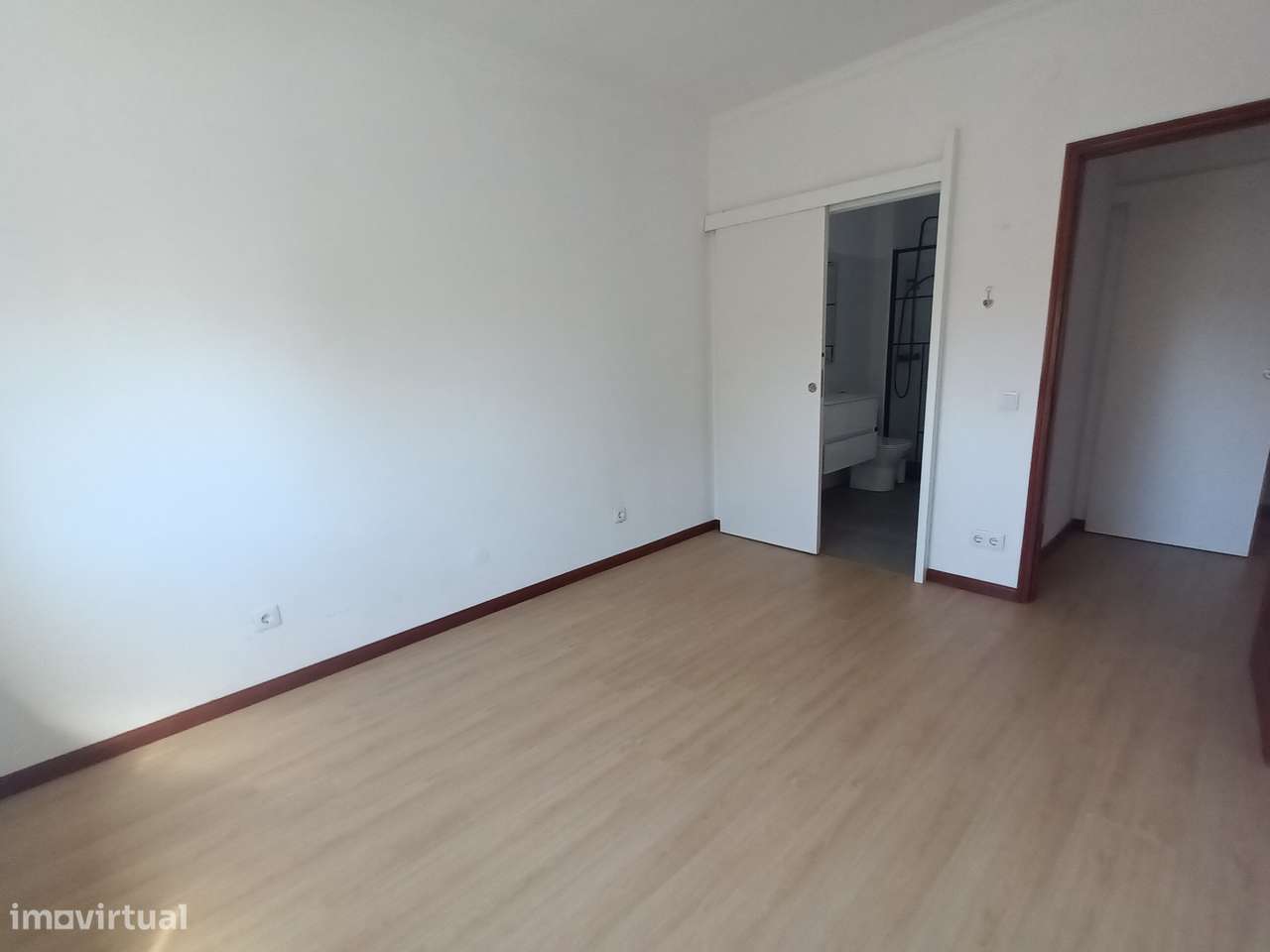Apartamento T3 renovado na Cidade da Maia-10