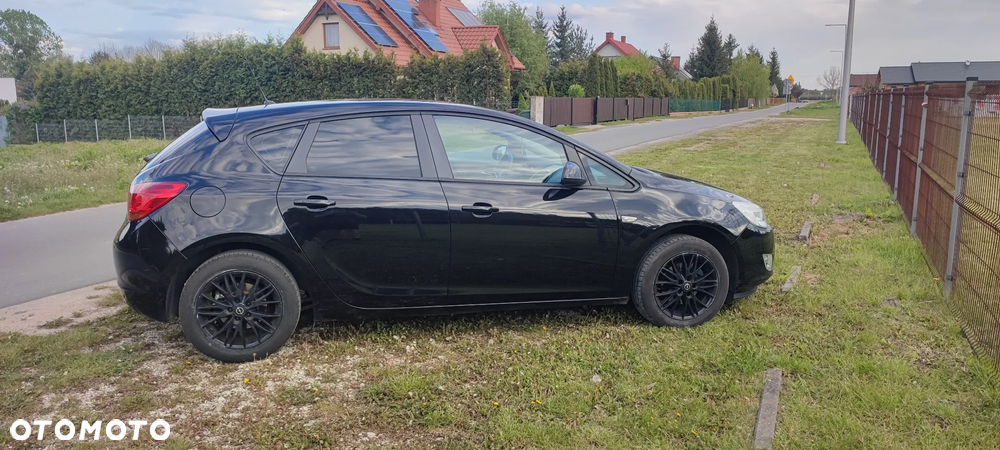 Opel Astra - 21