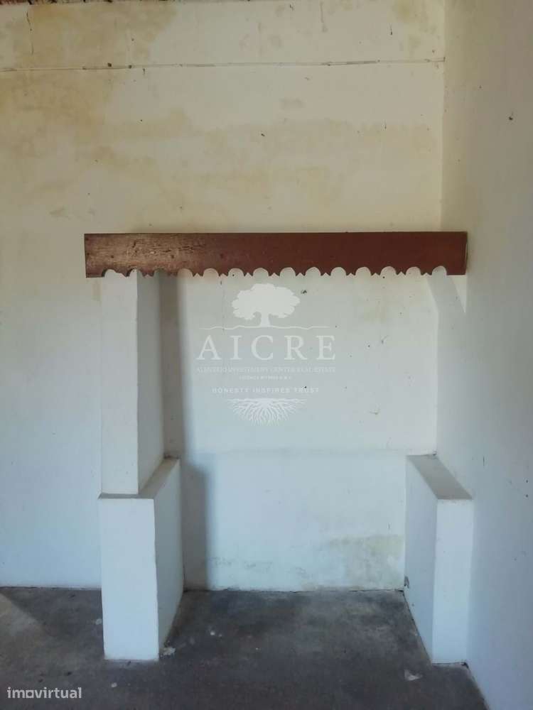 Monte Alentejano com Projeto de Turismo Rural Aprovado – Santiago do C-24