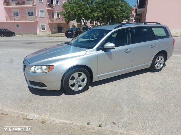 Volvo V70 2.0 D Momentum - 5