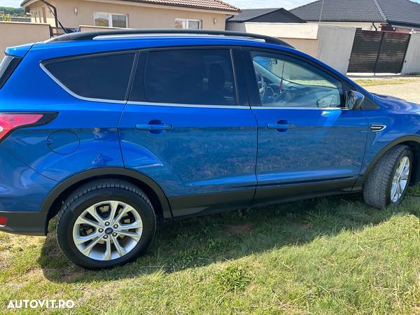 Ford Kuga - 5