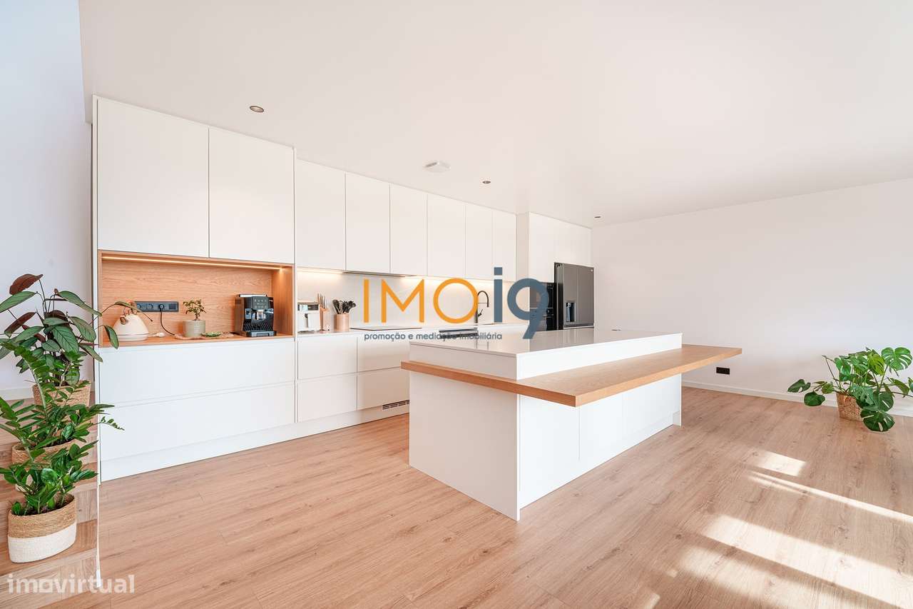 Moradia T4 com Vista Panorâmica em Fátima-17