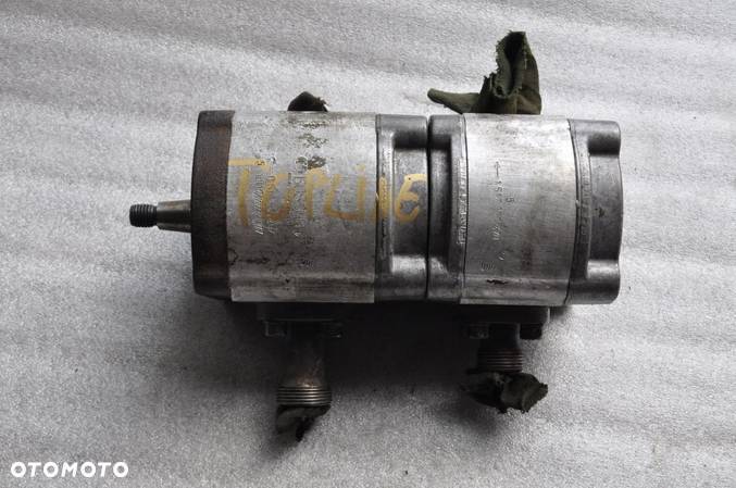 POMPA HYDRAULICZNA DEUTZ FAHR TOPLINE 4065 BOSCH NR 1517222577 / 0510565407 - 1