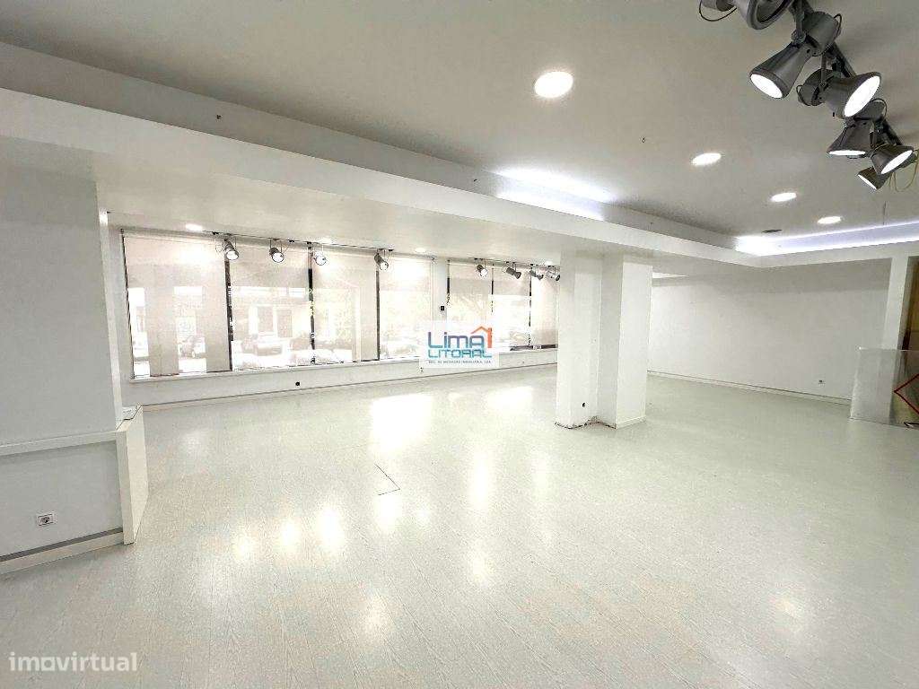 Loja com 250 m2 - Rua Miguel Torga - Leiria - Grande imagem: 2/20