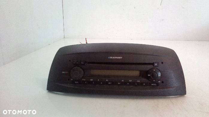 Radioodtwarzacz CD Fiat Punto II 2001r. - 2