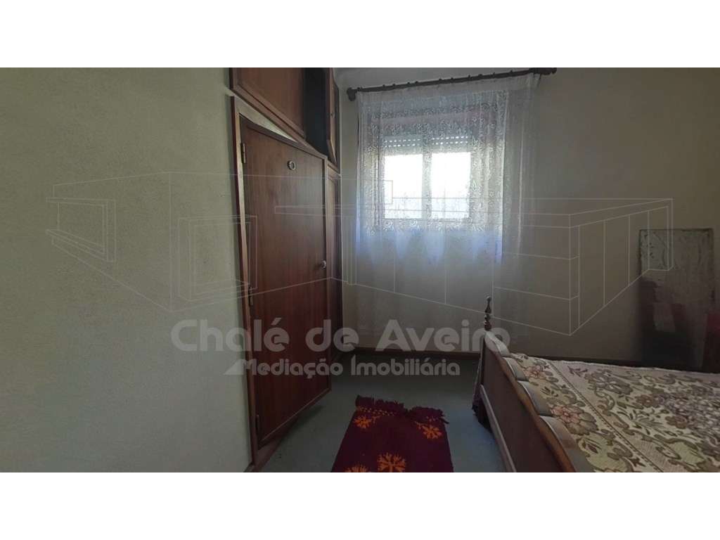 Quinta com 5.000 m2 e casa habitação T5 em Águeda-25